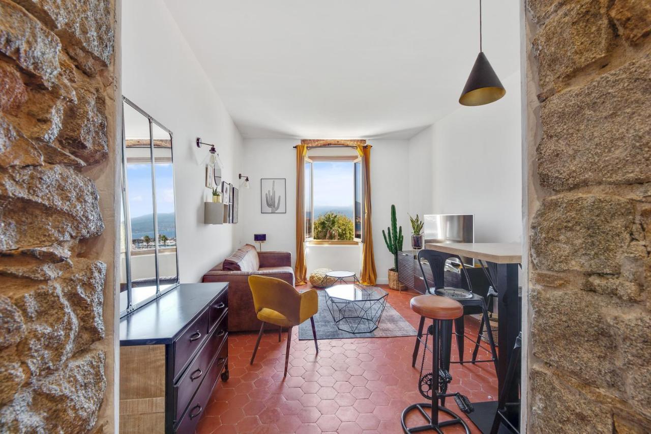 Charmant T2 Atypique De 50M2 En Plein Coeur D'Ajaccio Apartment อฌักซิโอ้ ภายนอก รูปภาพ