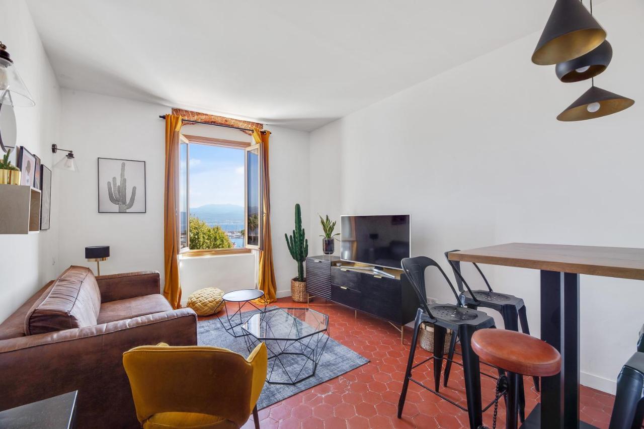 Charmant T2 Atypique De 50M2 En Plein Coeur D'Ajaccio Apartment อฌักซิโอ้ ภายนอก รูปภาพ